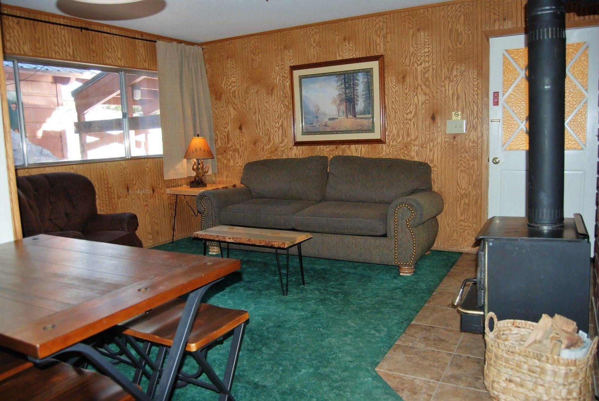 Edelweiss Lodge ماموث لاكيس المظهر الخارجي الصورة